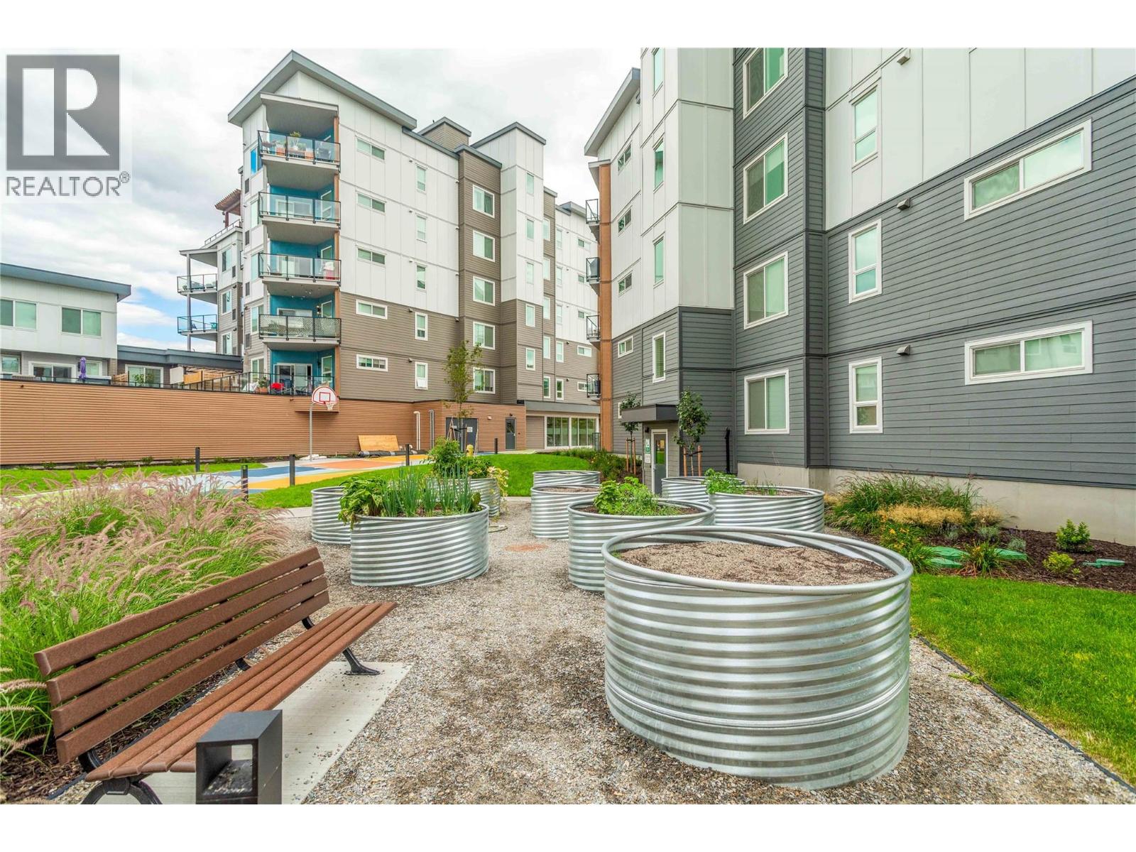 3634 Mission Springs Drive Unit# 404, Kelowna