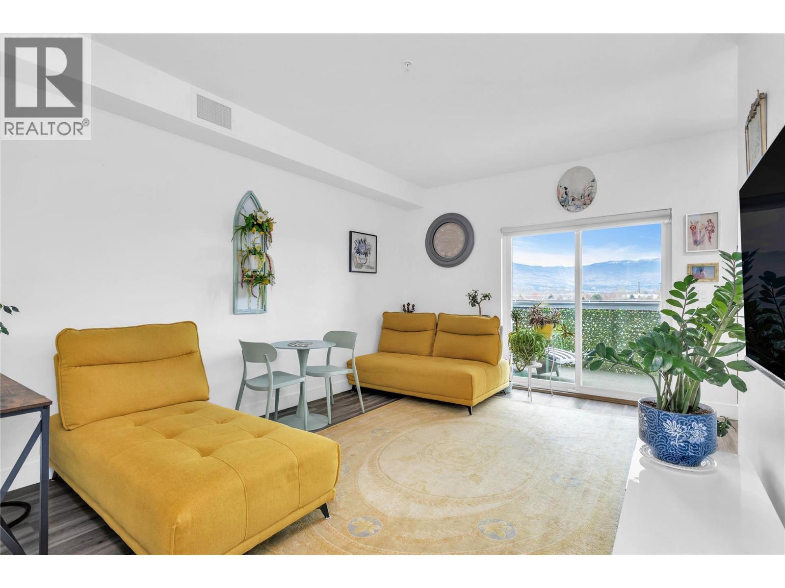 3634 Mission Springs Drive Unit# 404, Kelowna