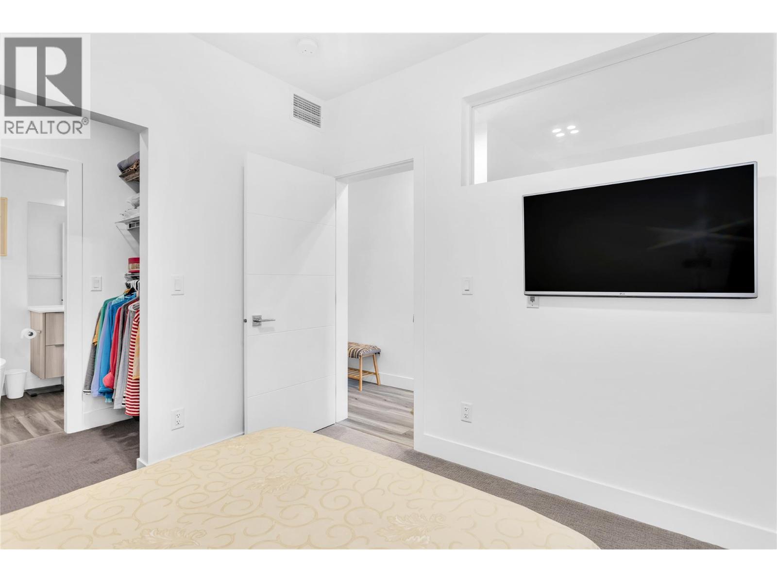 3634 Mission Springs Drive Unit# 404, Kelowna