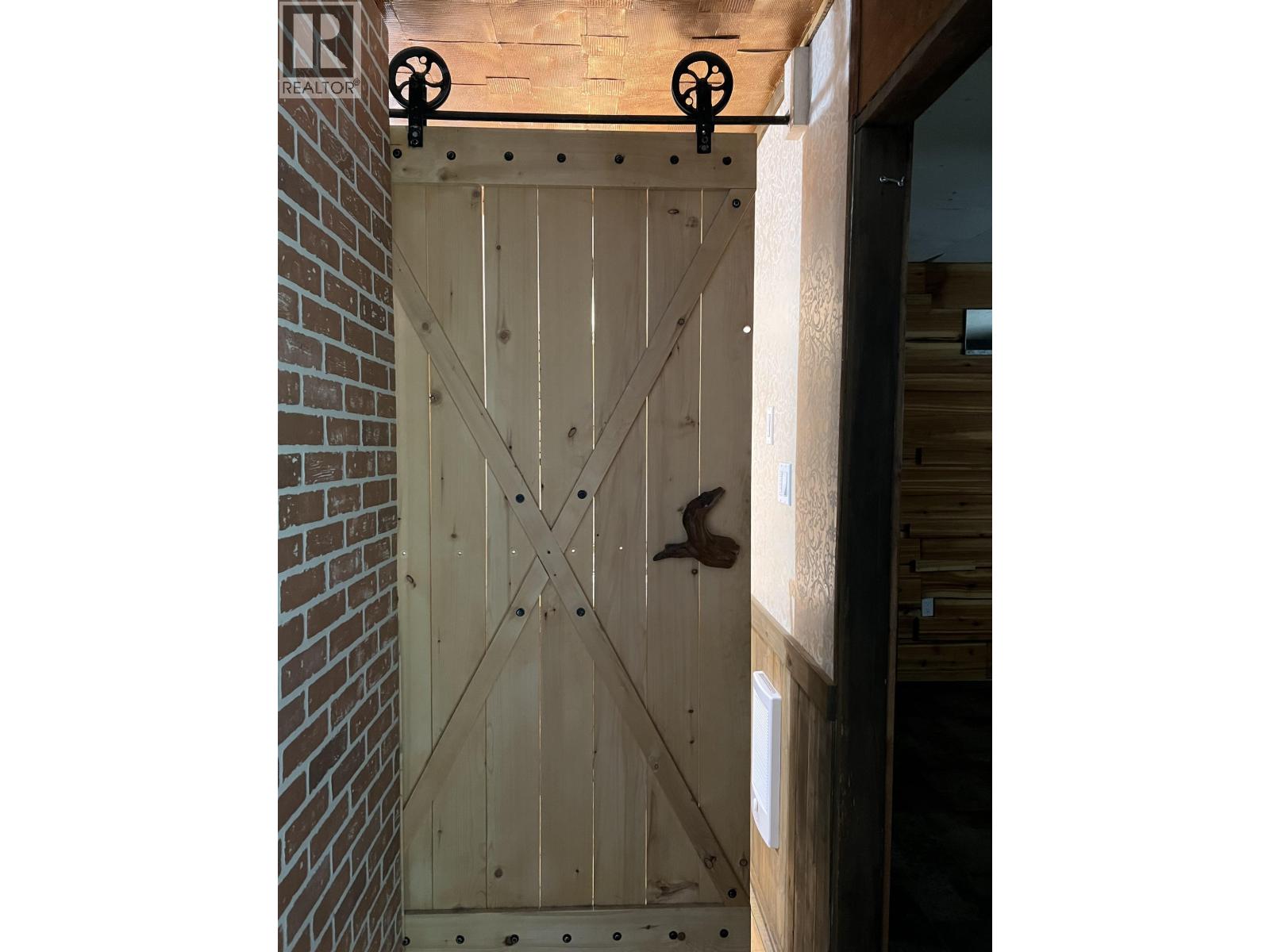 3978 QUESNEL-HYDRAULIC ROAD - 35