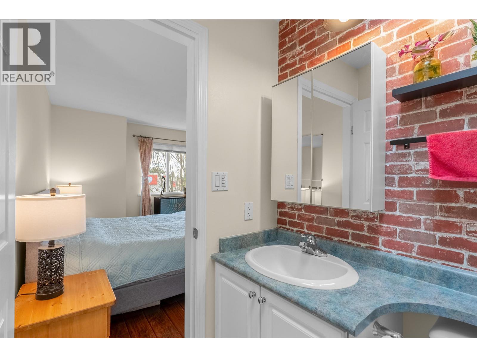 #7-11888 MELLIS Drive, Richmond