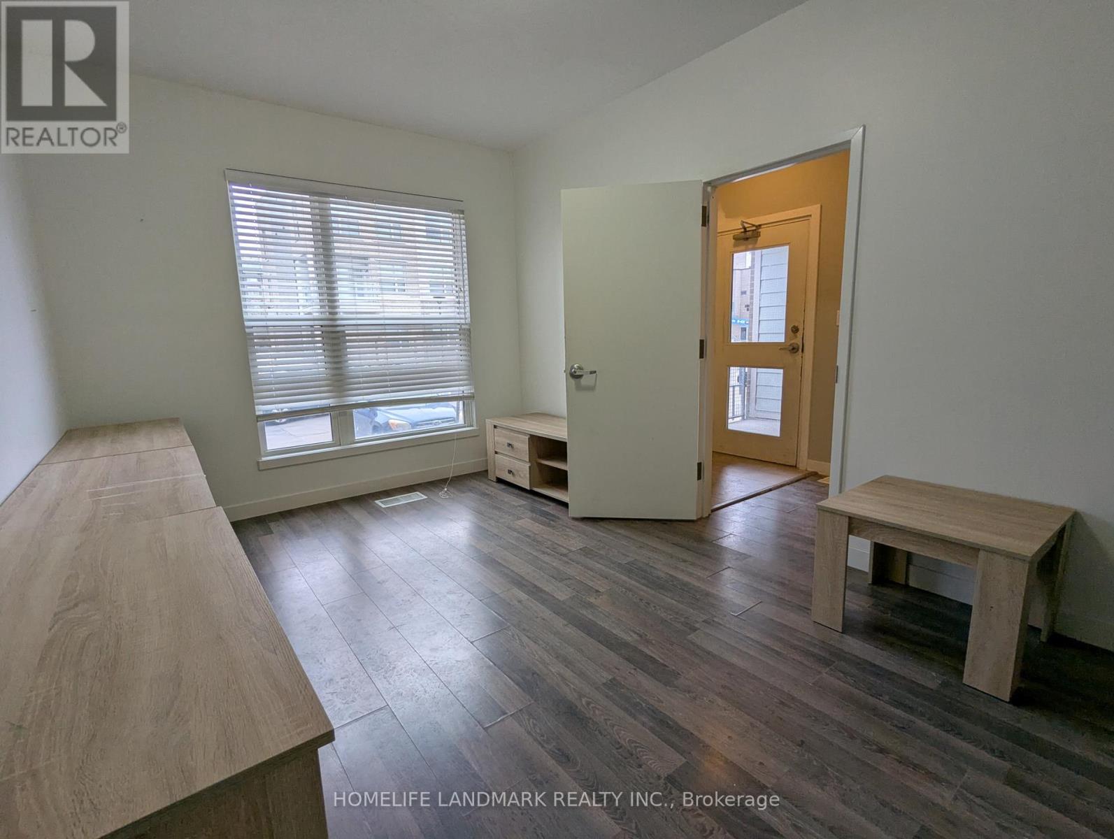 #T102 62 BALSAM STREET - 19