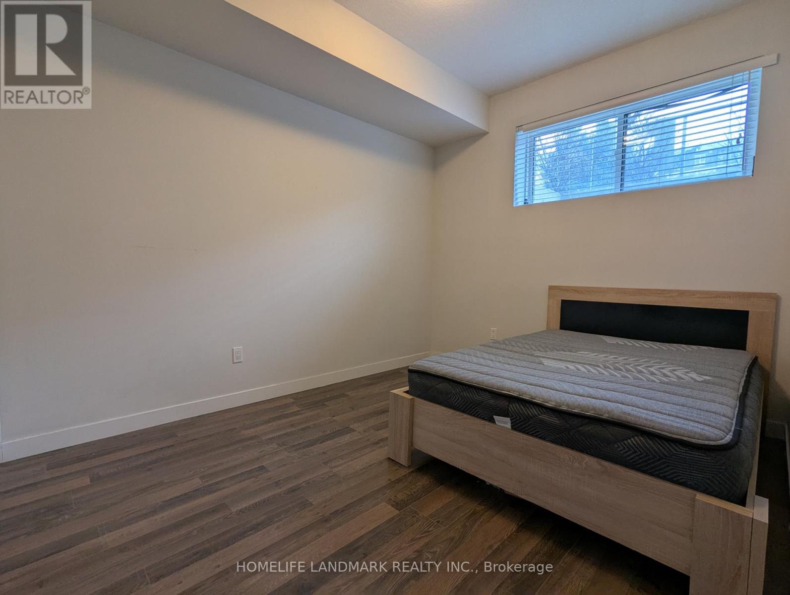 #T102 62 BALSAM STREET - 25