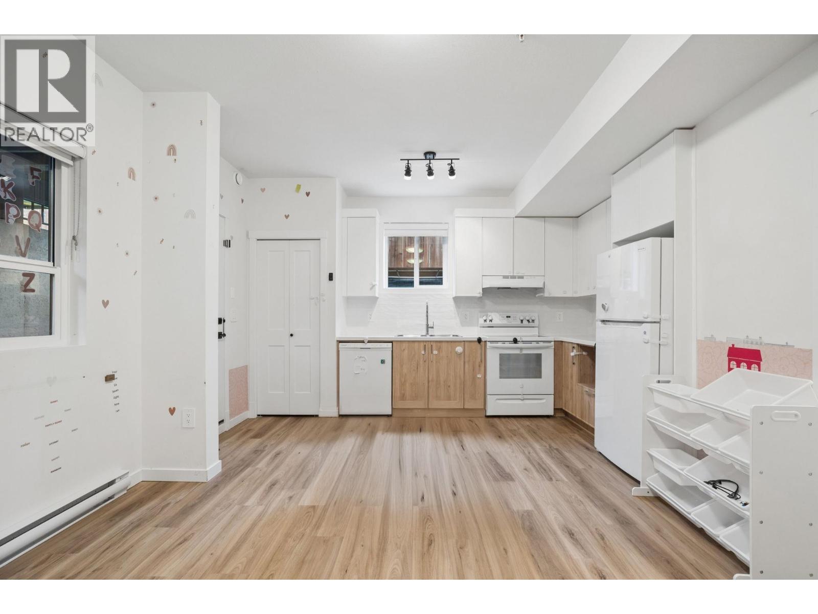 11238 250B STREET, Maple Ridge