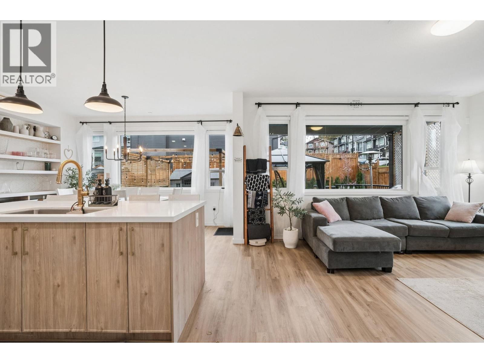 11238 250B STREET, Maple Ridge