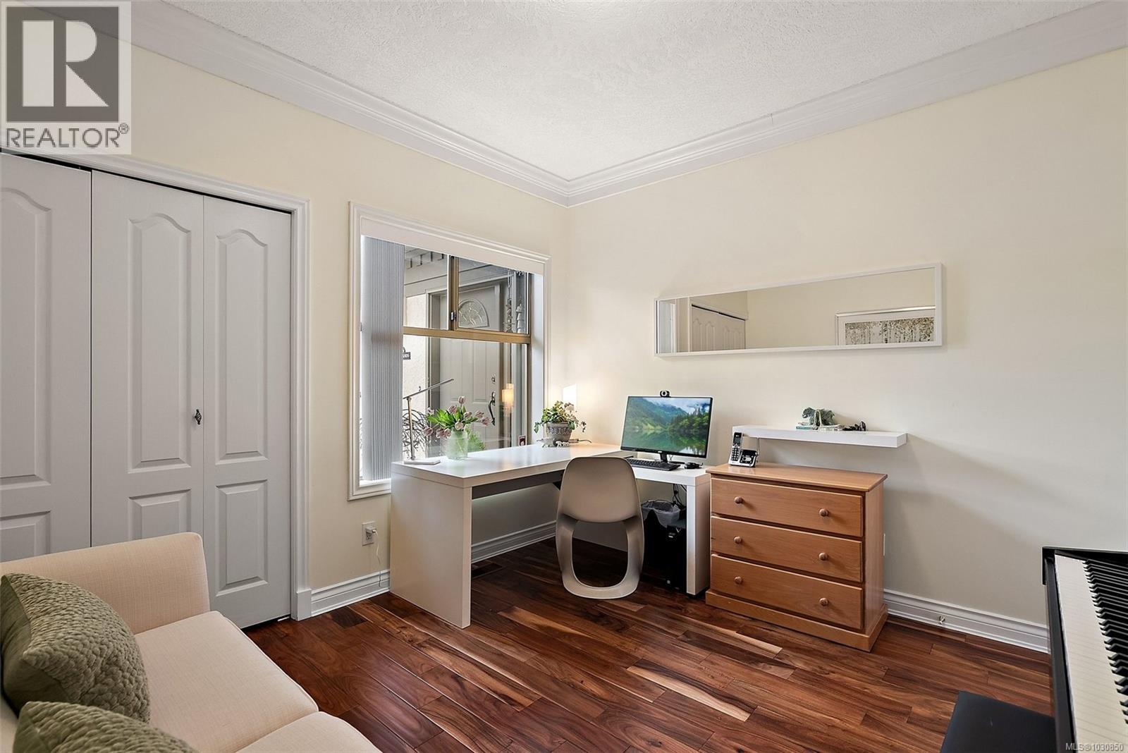 13 4300 Stoneywood Lane, Saanich