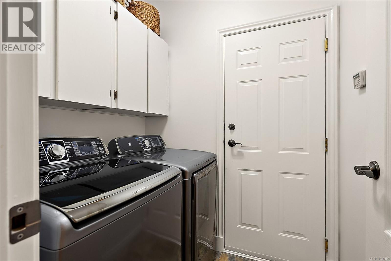 13 4300 Stoneywood Lane, Saanich