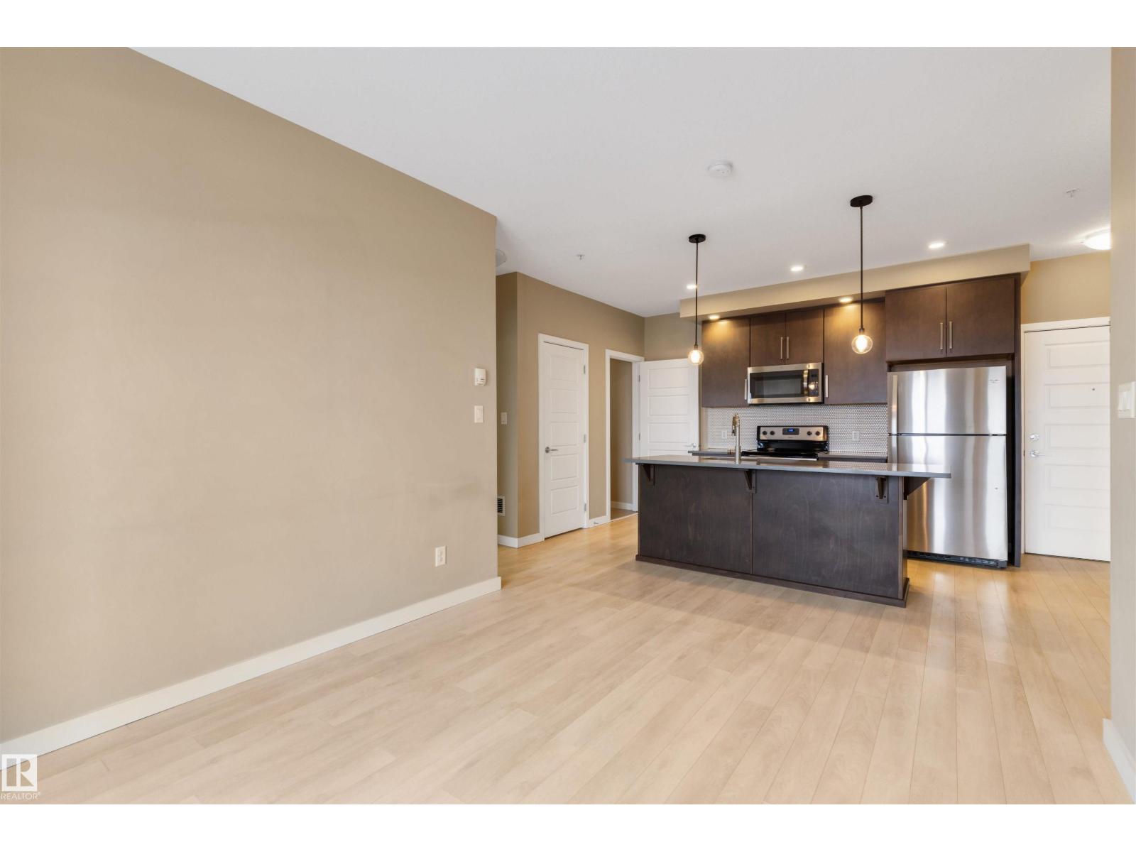 #434 1008 ROSENTHAL BV NW, Edmonton