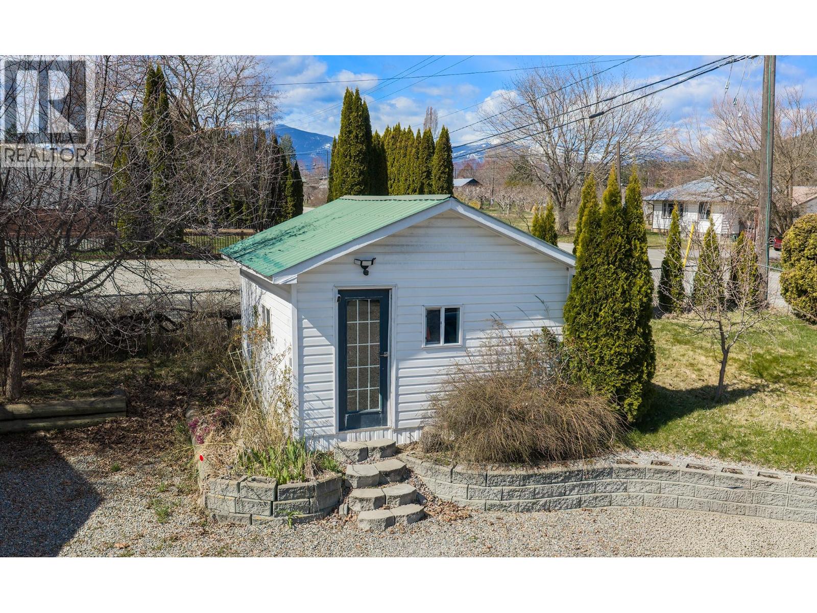 3433 ERICKSON ROAD - 23