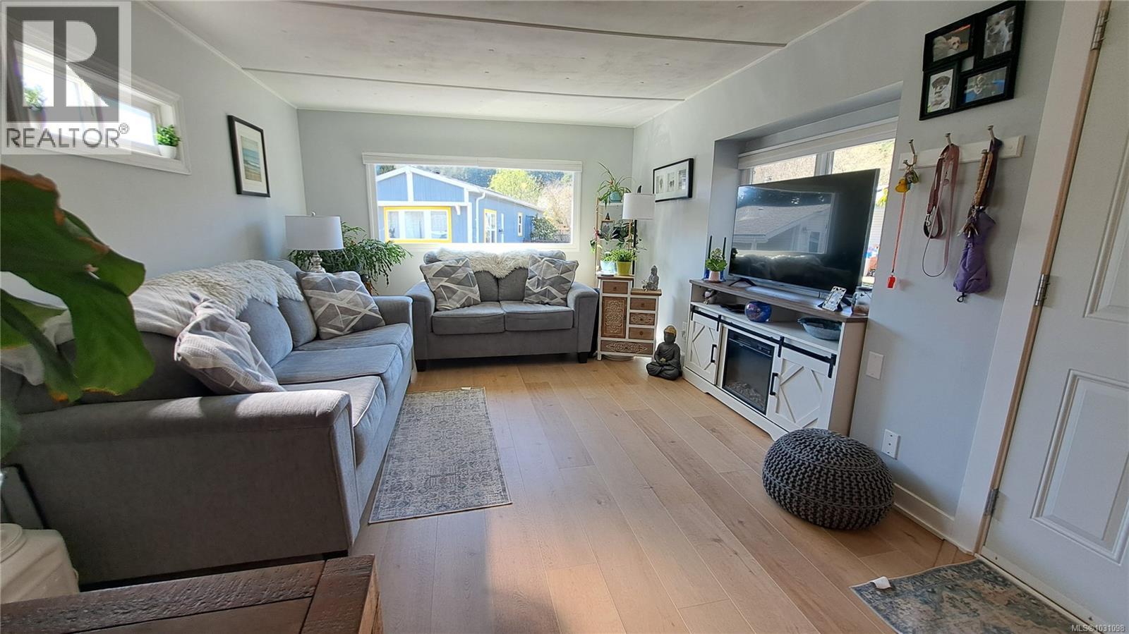 #29 2911 SOOKE LAKE RD - 6