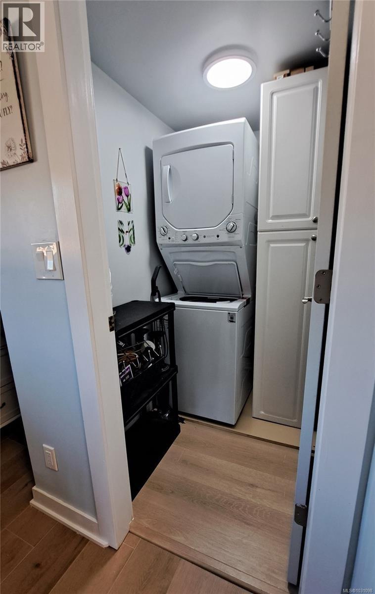 #29 2911 SOOKE LAKE RD - 19