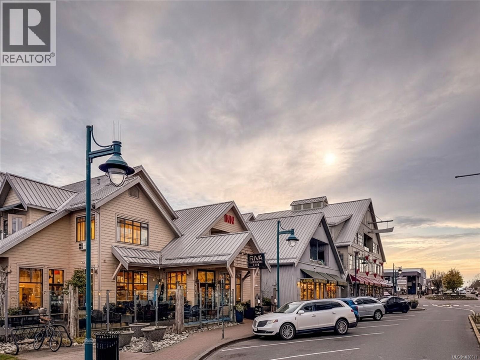 2094 Beacon Ave, Sidney