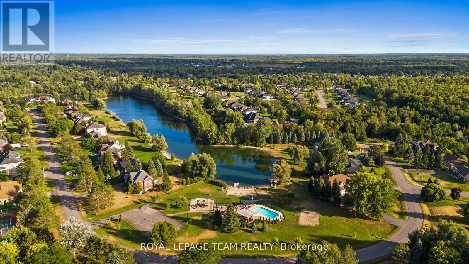 6903 TWIN LAKES AVENUE, Ottawa, Ontario