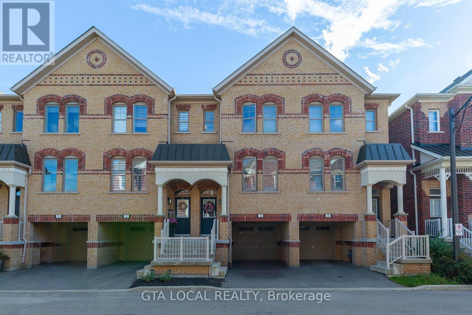 #31 10 PORTER AVENUE W - 1