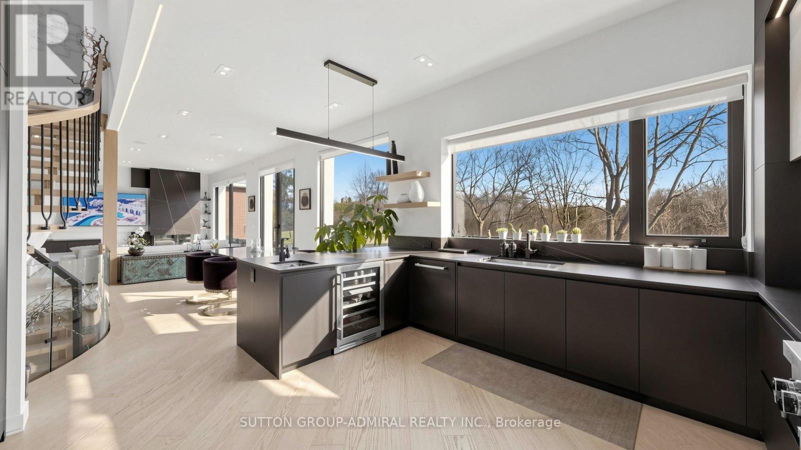 33 THORNY BRAE DRIVE - 10