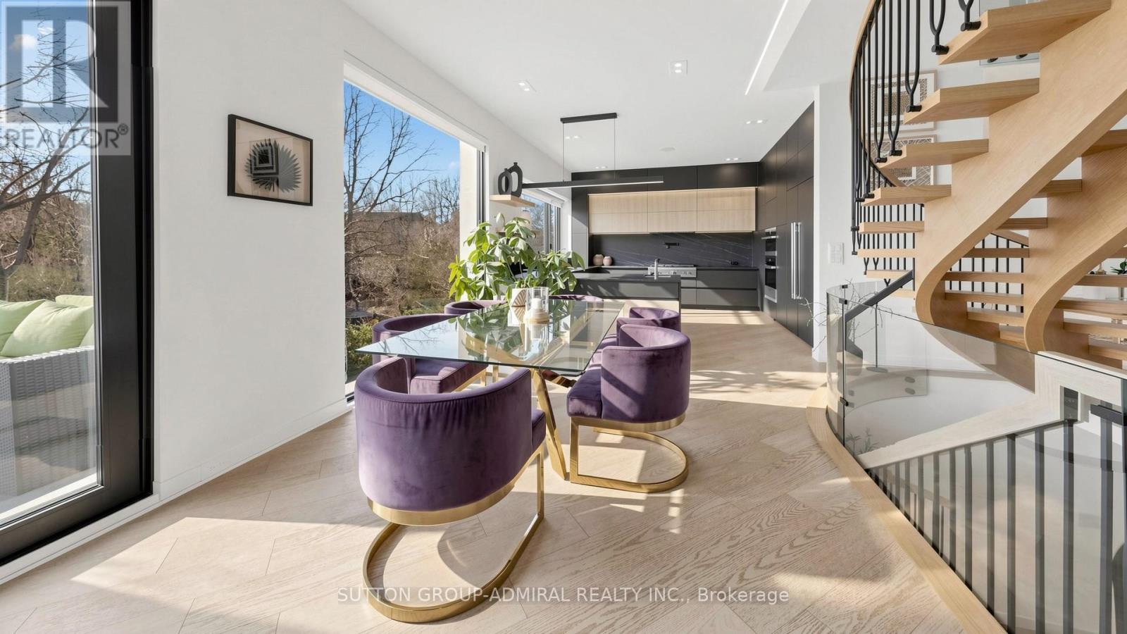 33 THORNY BRAE DRIVE - 12