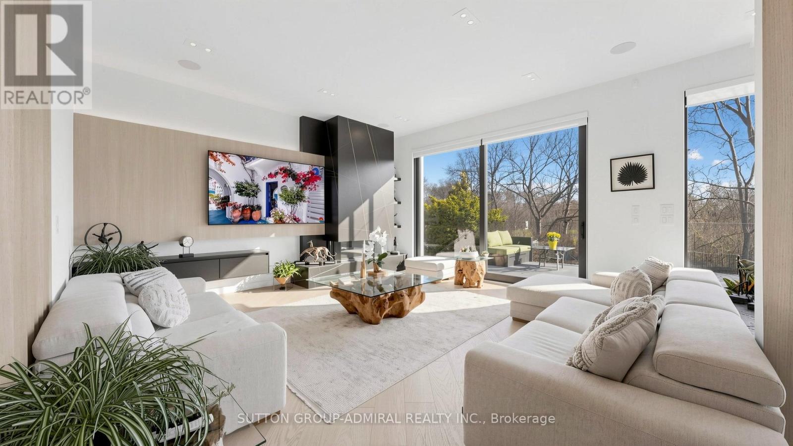 33 THORNY BRAE DRIVE - 19