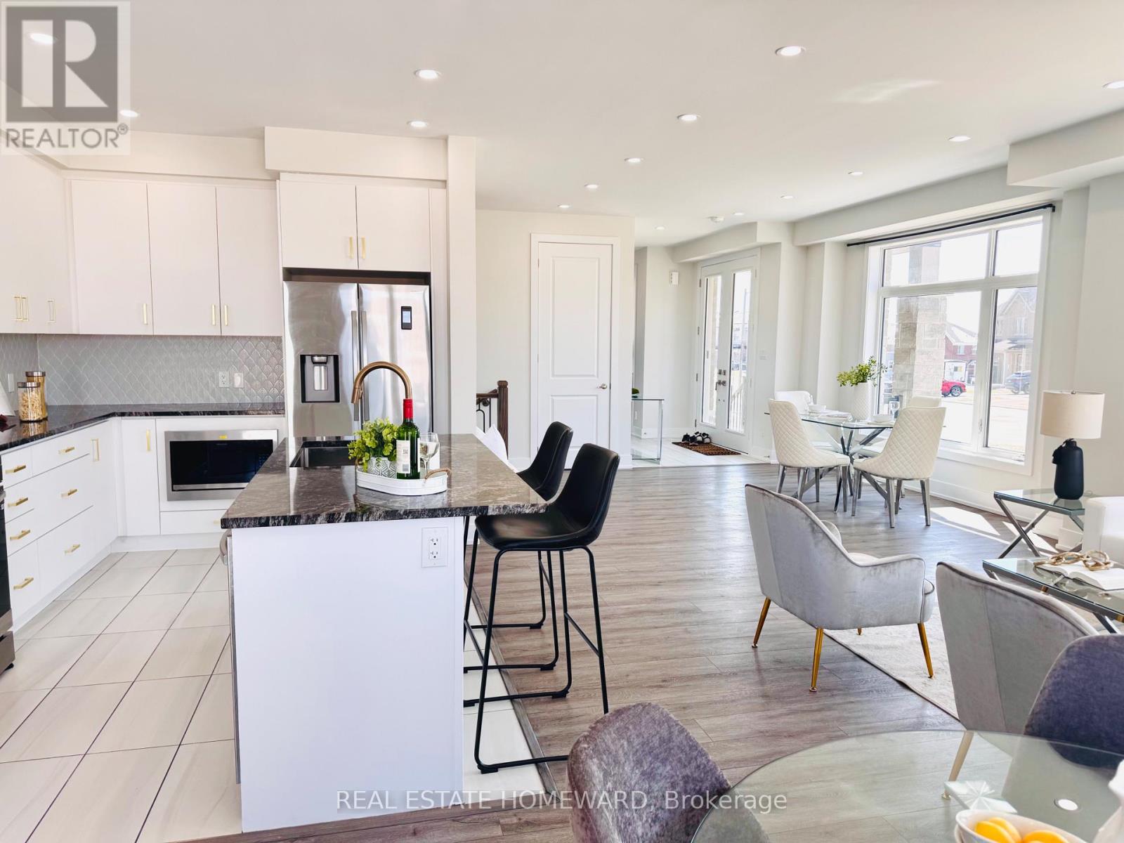 960 LOCKIE DRIVE - 20