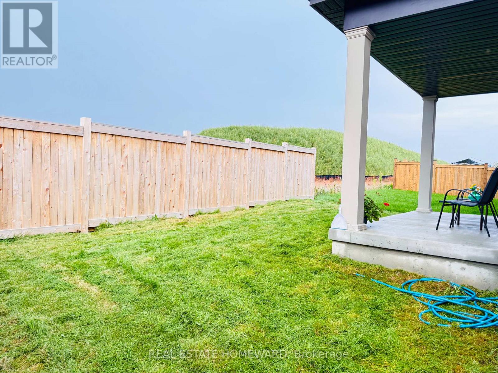 960 LOCKIE DRIVE - 47