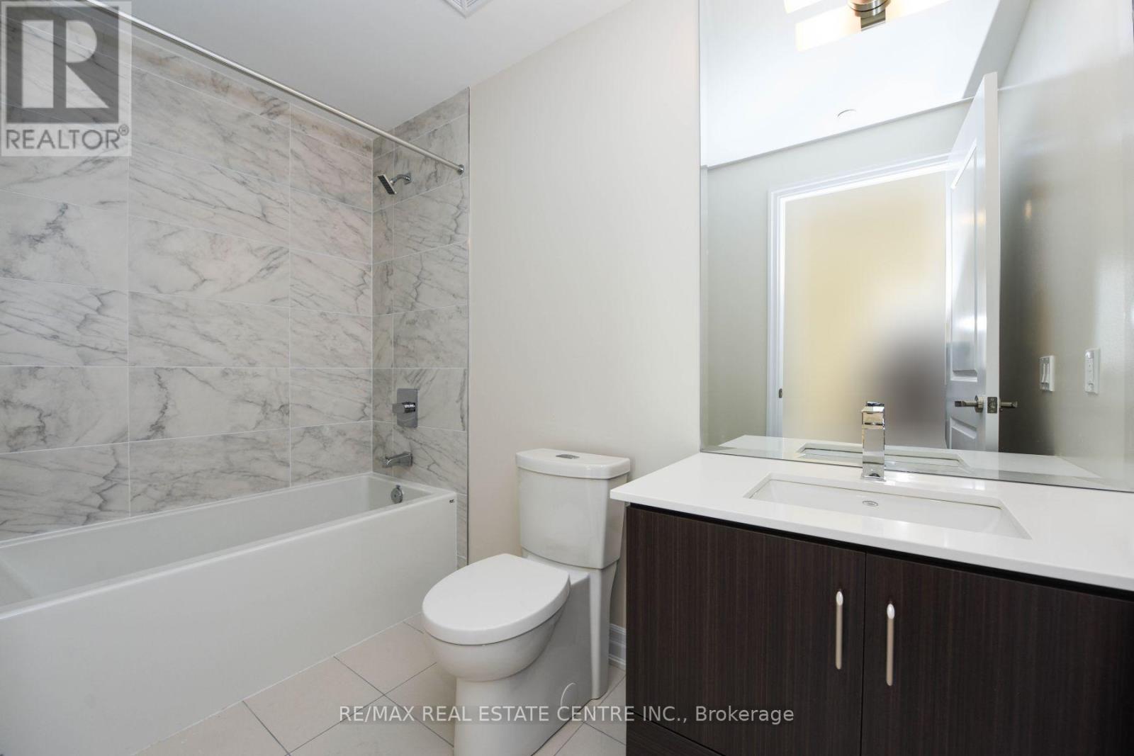 #508 9075 JANE STREET - 33