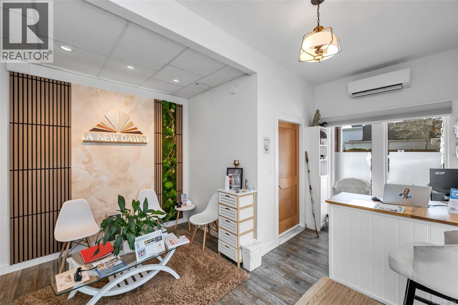 111 689 Hoffman Ave, Langford