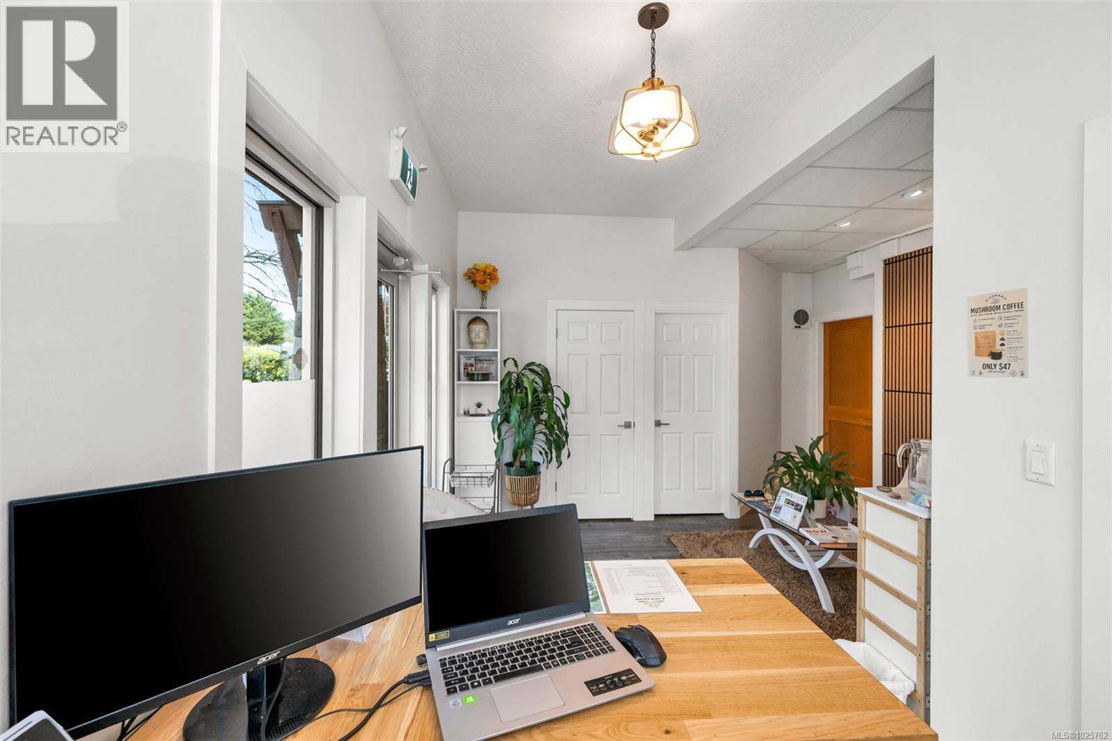 111 689 Hoffman Ave, Langford