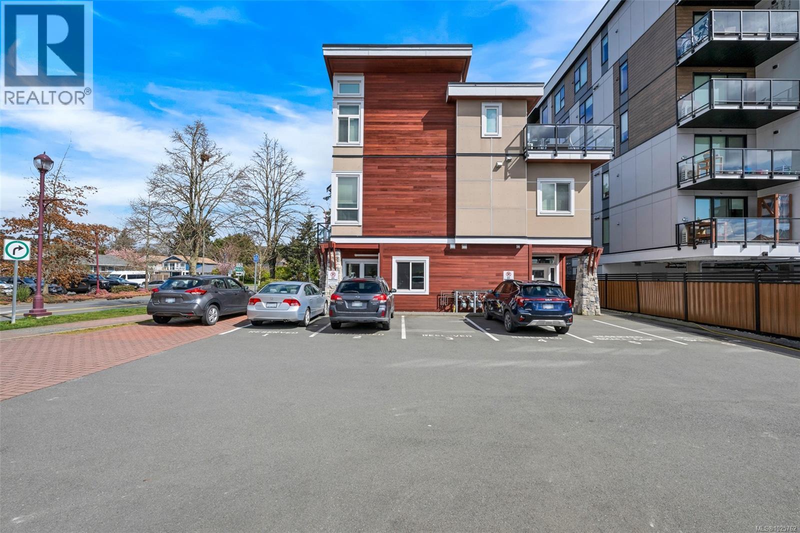 111 689 Hoffman Ave, Langford