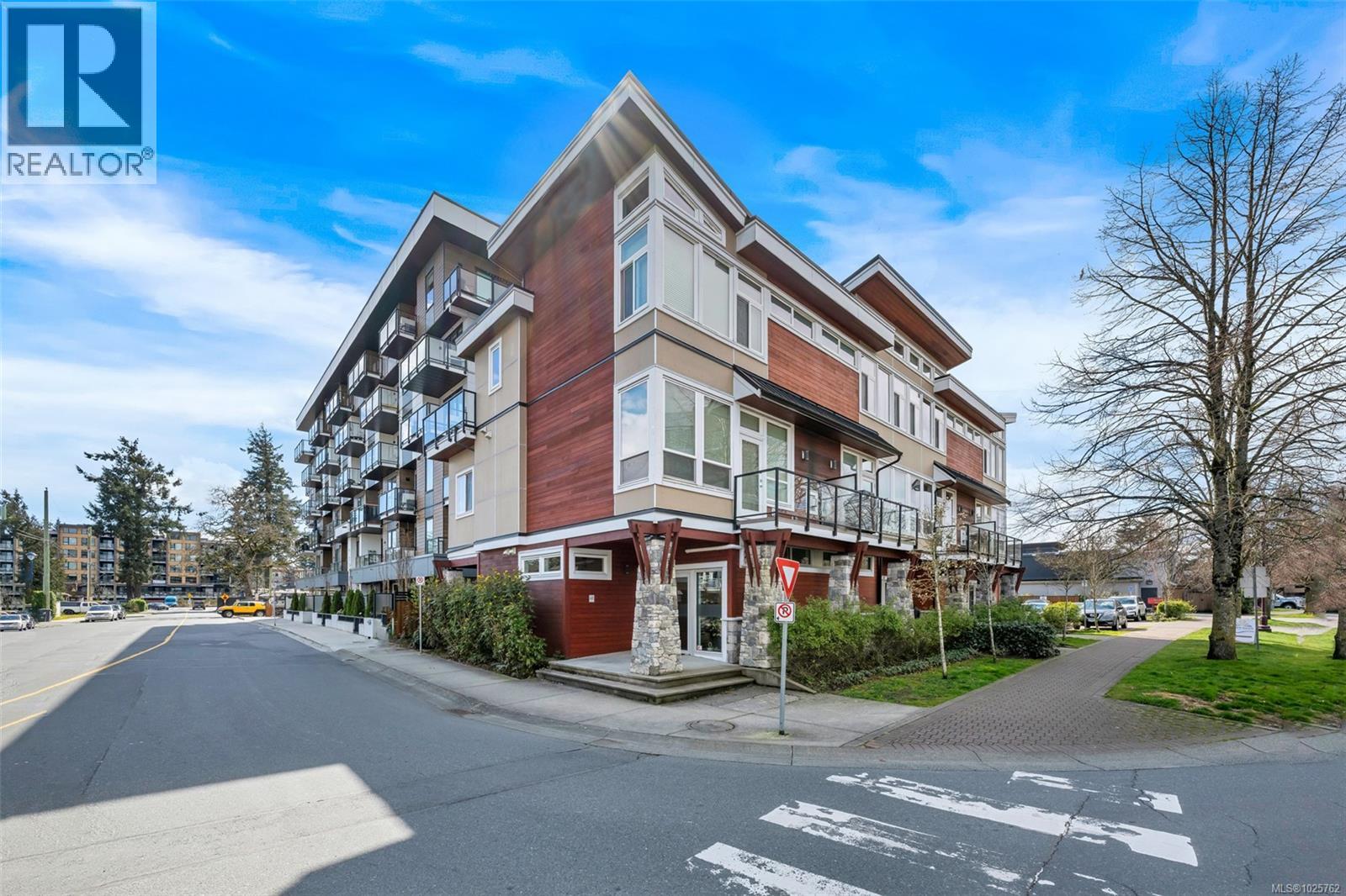 111 689 Hoffman Ave, Langford