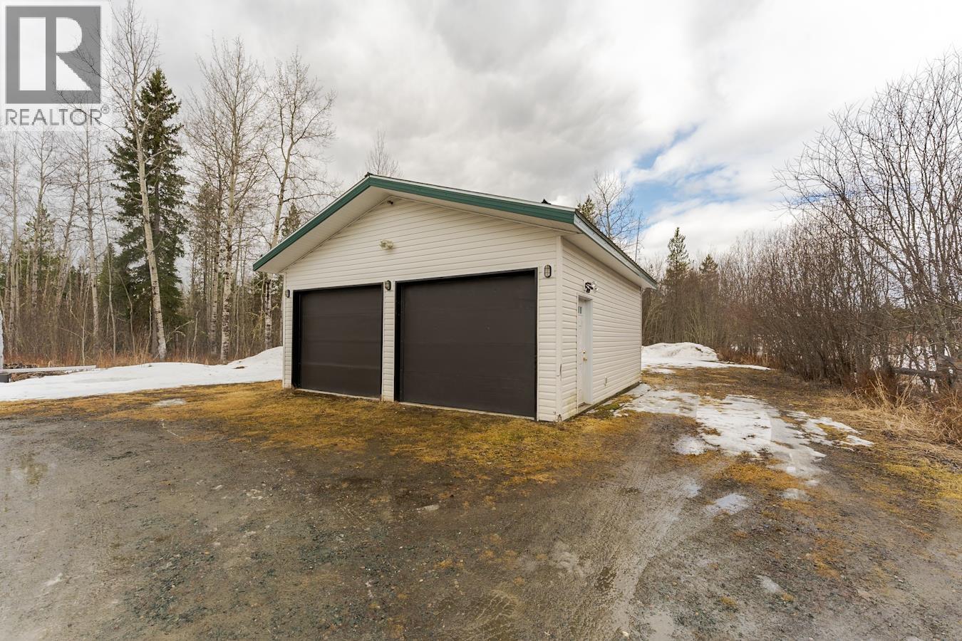 821 N BLACKBURN ROAD - Image 2