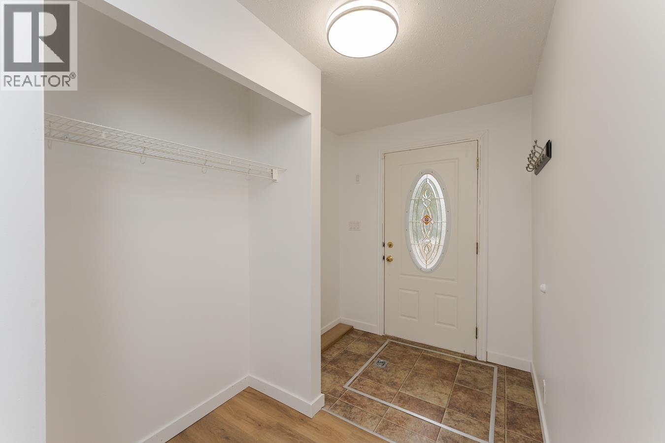 821 N BLACKBURN ROAD - 11