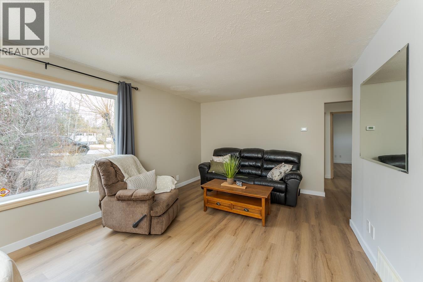 821 N BLACKBURN ROAD - 18