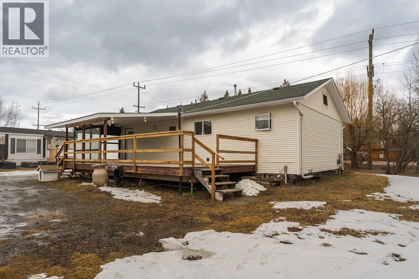 821 N BLACKBURN ROAD - 37