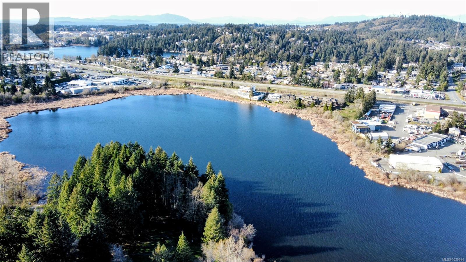 #23 2465 ORIOLE DR - 30