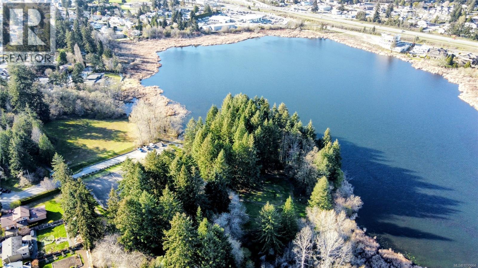 #23 2465 ORIOLE DR - 29