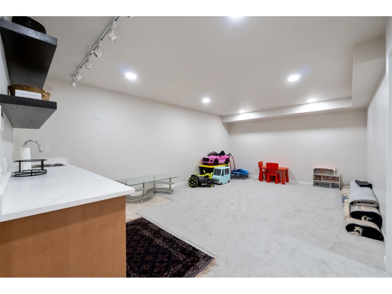 43 16655 64 AVENUE, Surrey