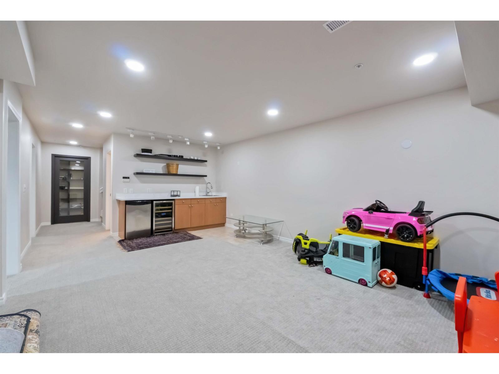 43 16655 64 AVENUE, Surrey