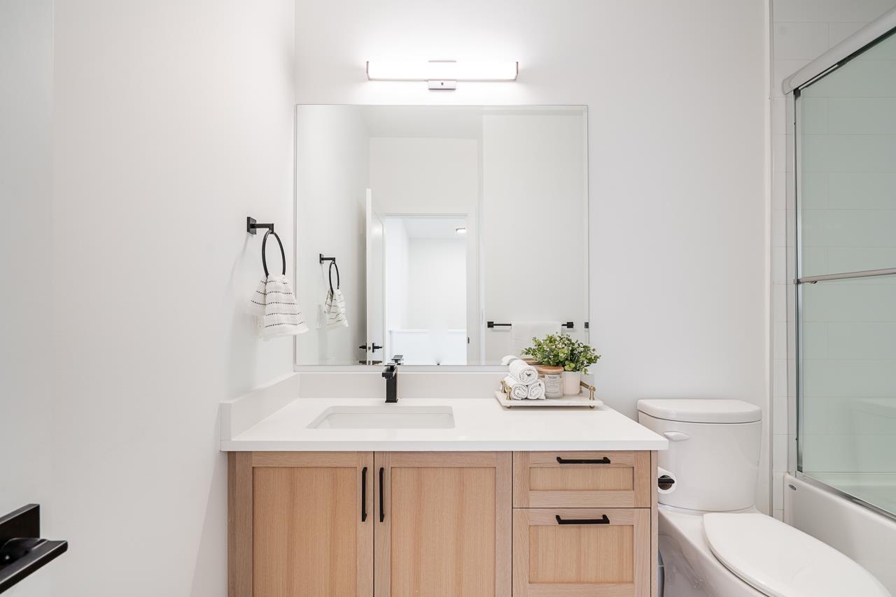 8 20763 76 AVENUE, Langley