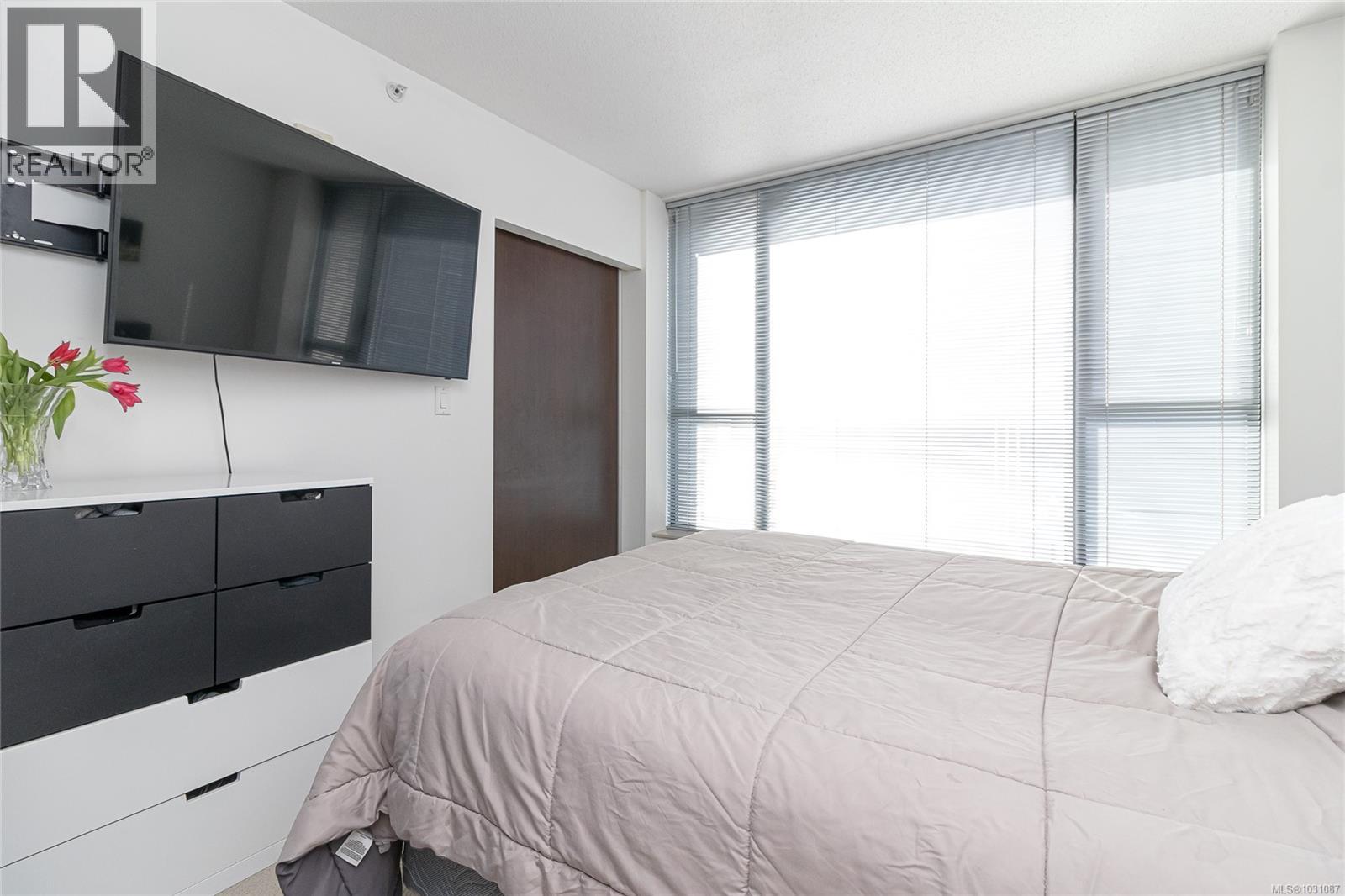 #204 760 JOHNSON ST - 12