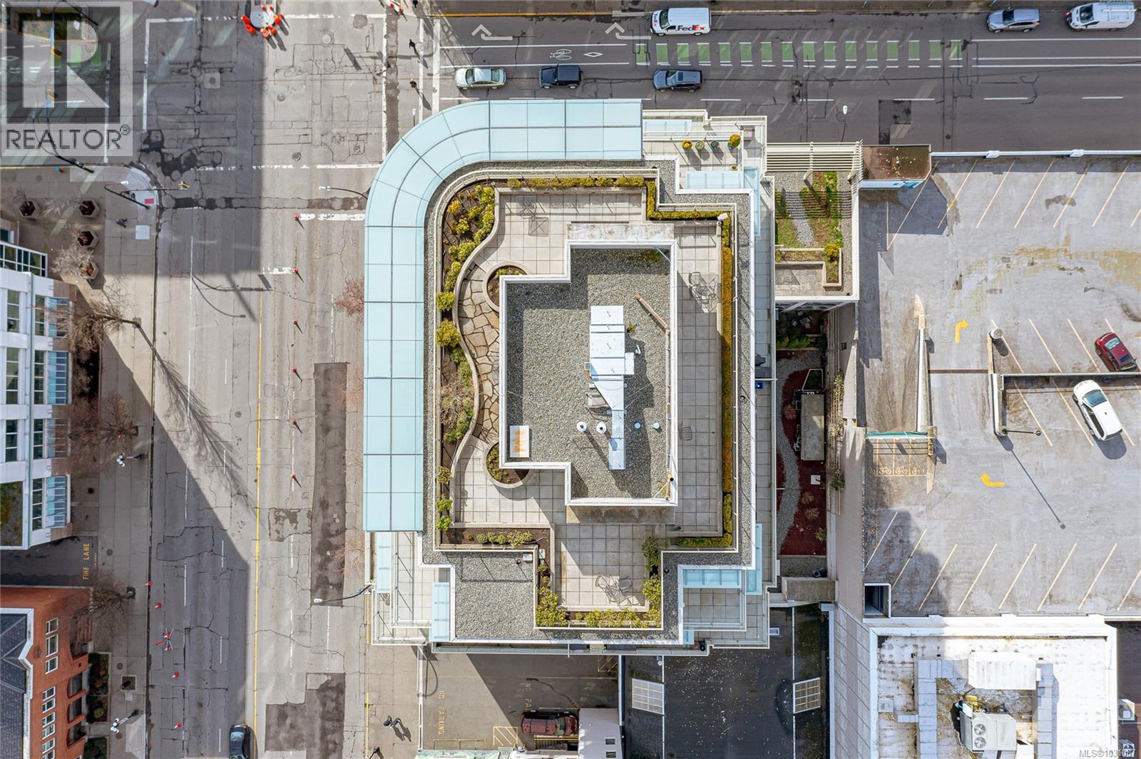 #204 760 JOHNSON ST - 25