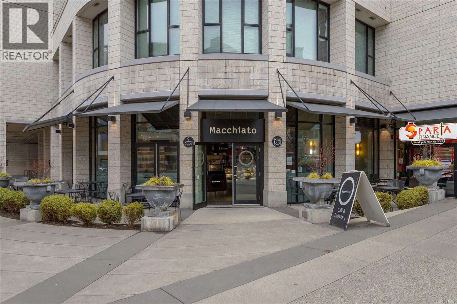 #204 760 JOHNSON ST - 27