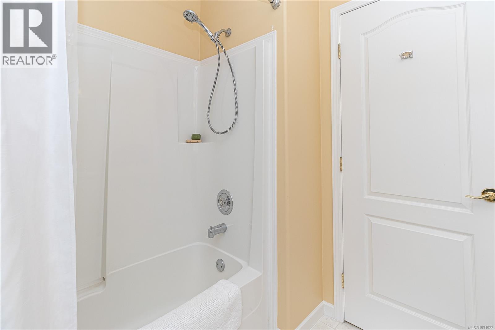 #9 4619 ELK LAKE DR - 23