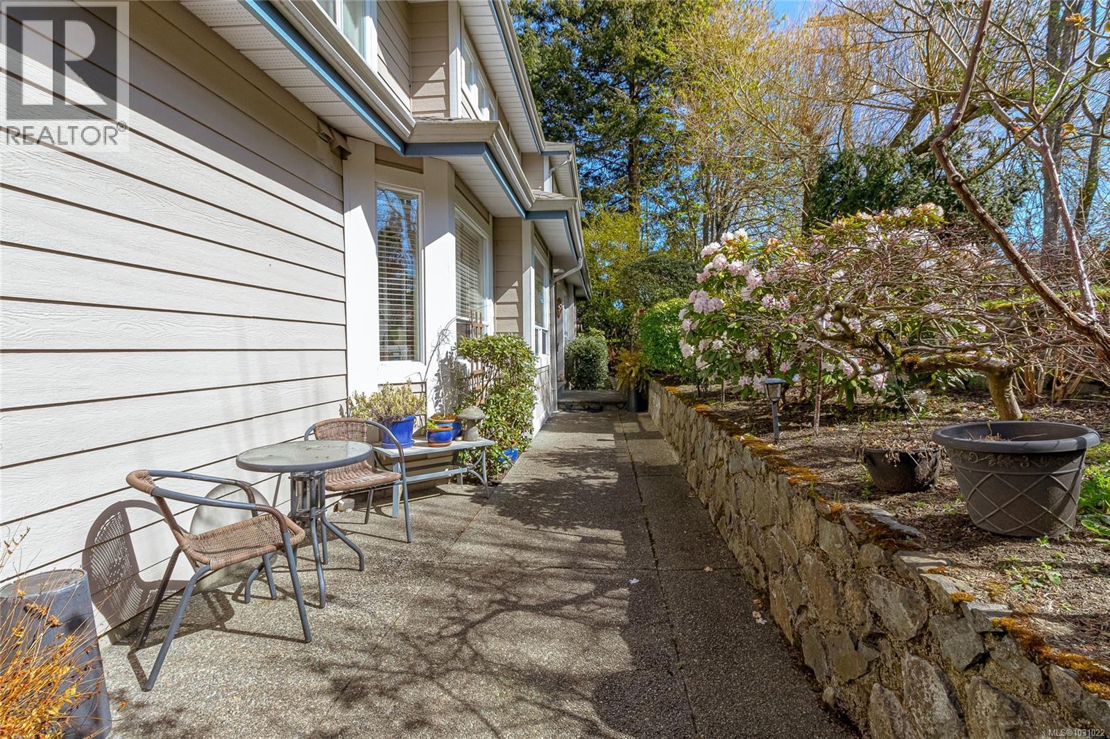 #9 4619 ELK LAKE DR - 27