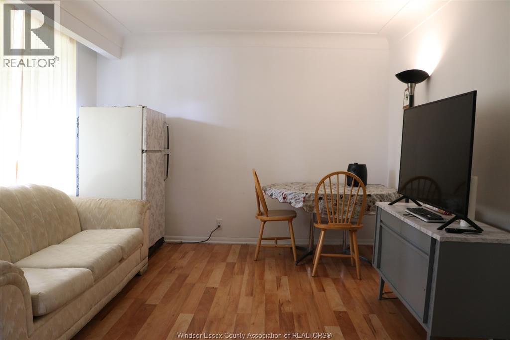 359 RANDOLPH - 8