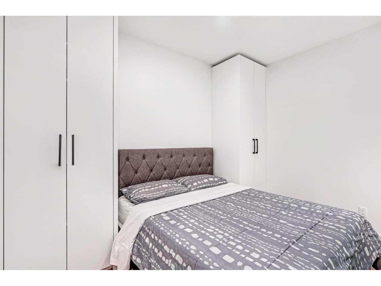 22F 13428 105 AVENUE