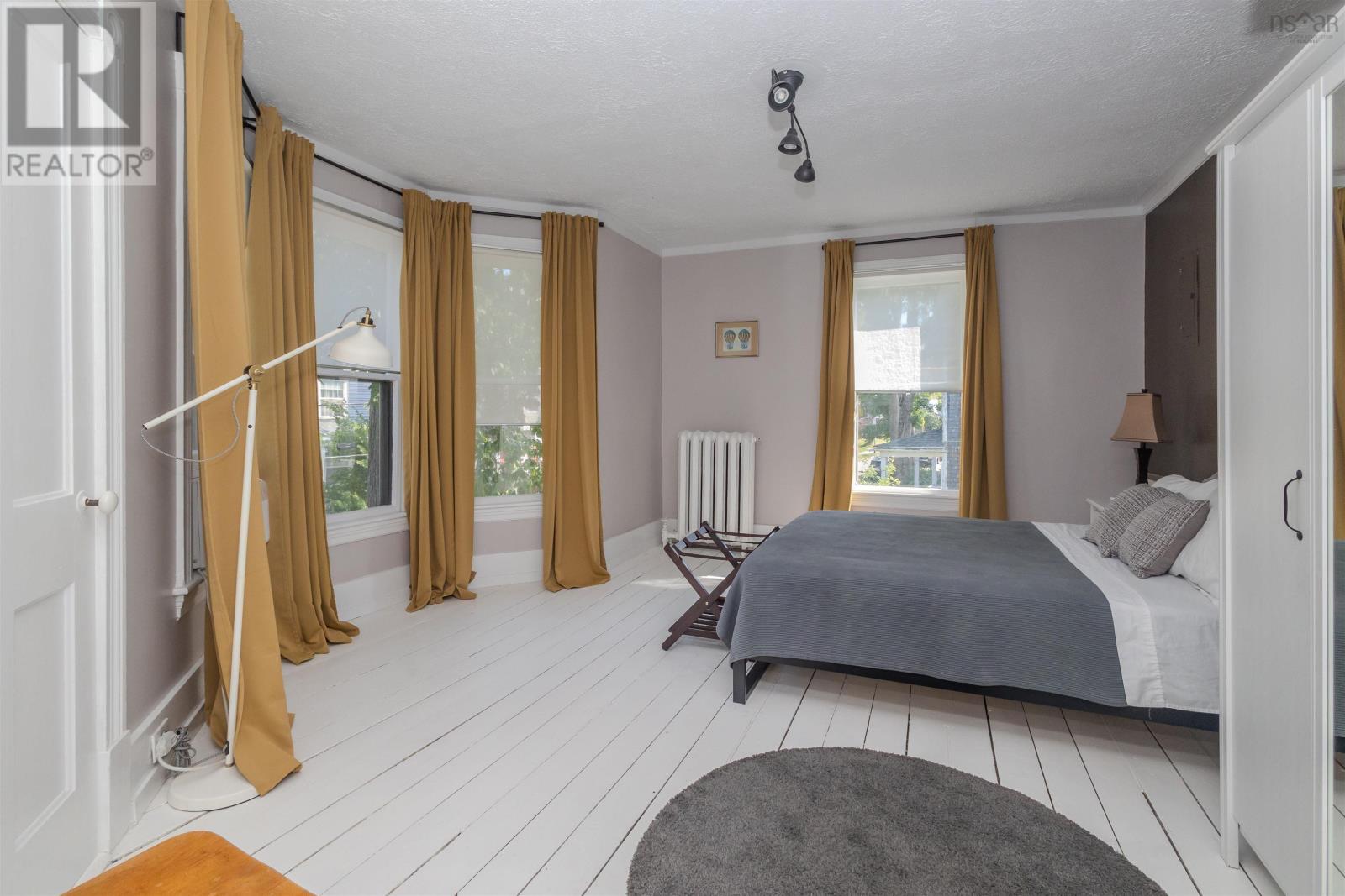 Property 24 of 31 of 69 Union Street