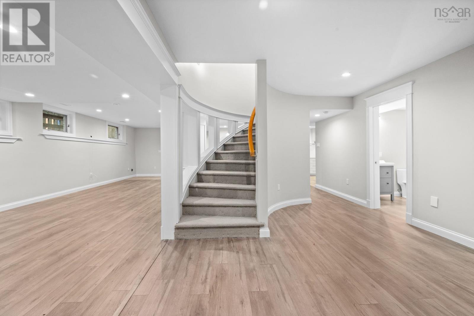 Property 32 of 51 of 916 Young Avenue