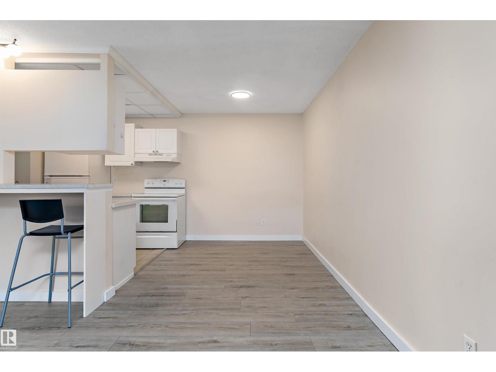 #103 14903 92 AV NW, Edmonton