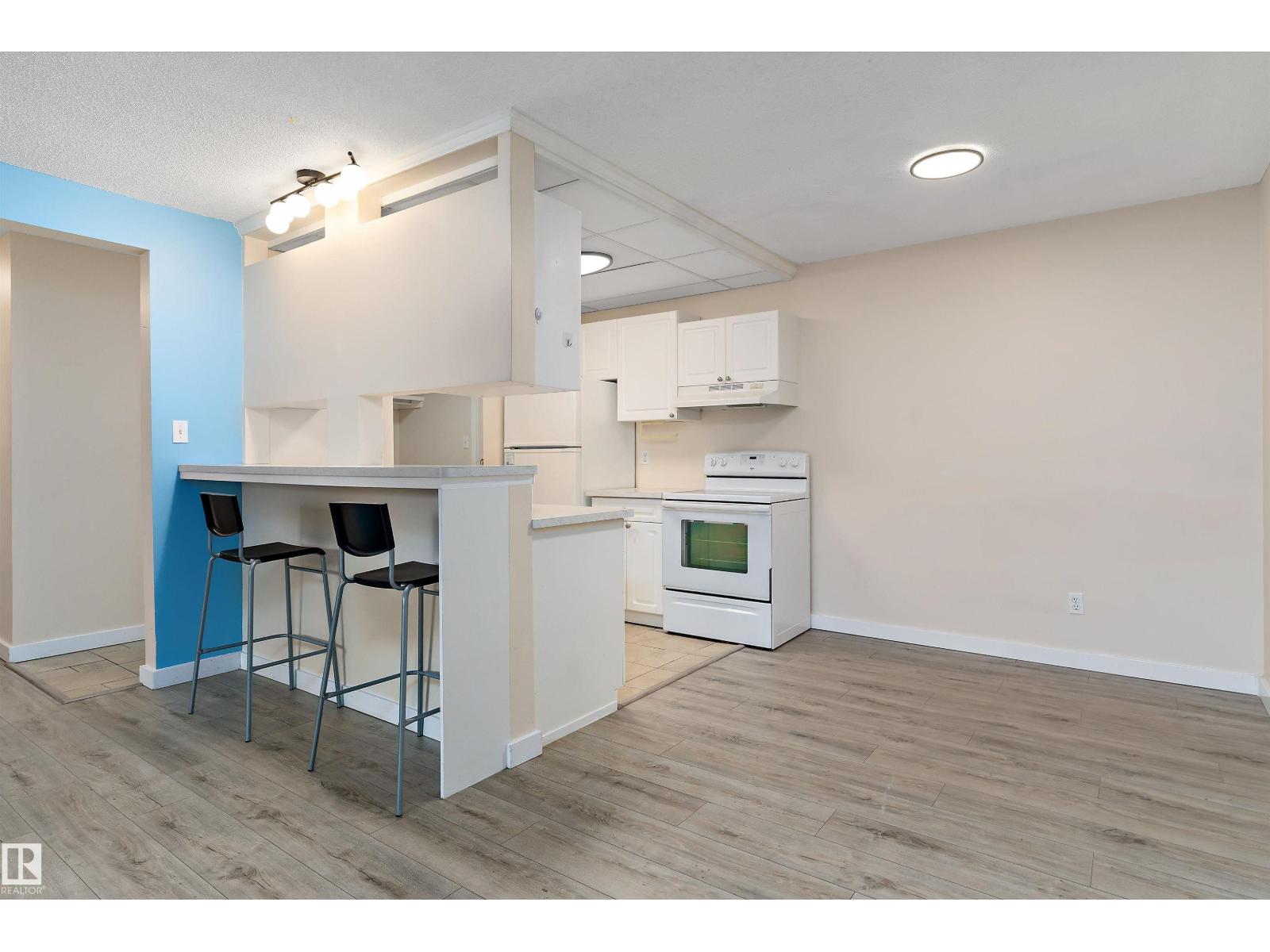 #103 14903 92 AV NW, Edmonton