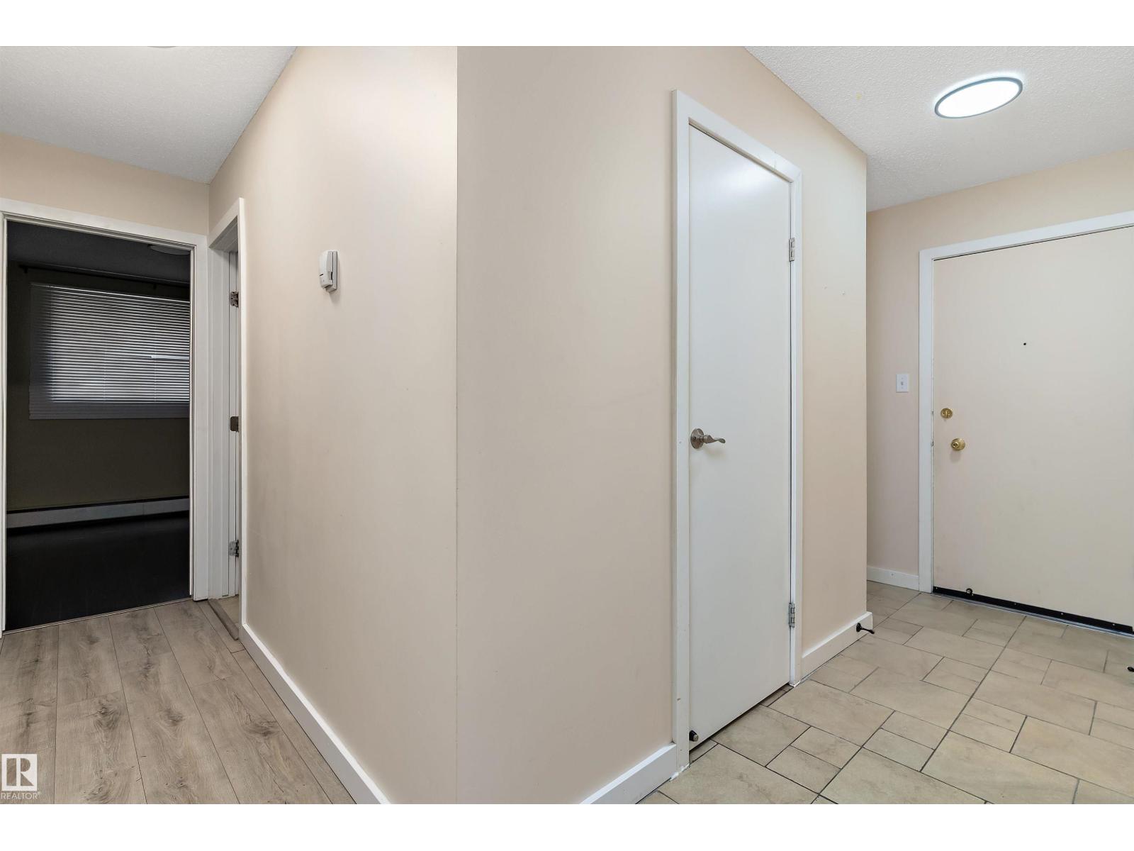 #103 14903 92 AV NW - 3