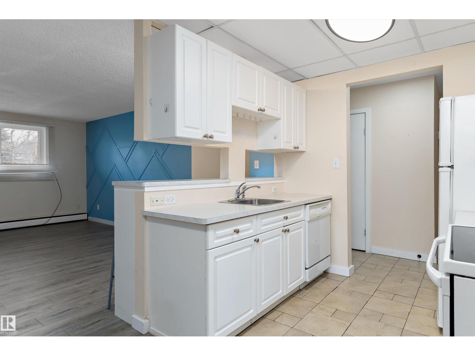 #103 14903 92 AV NW, Edmonton